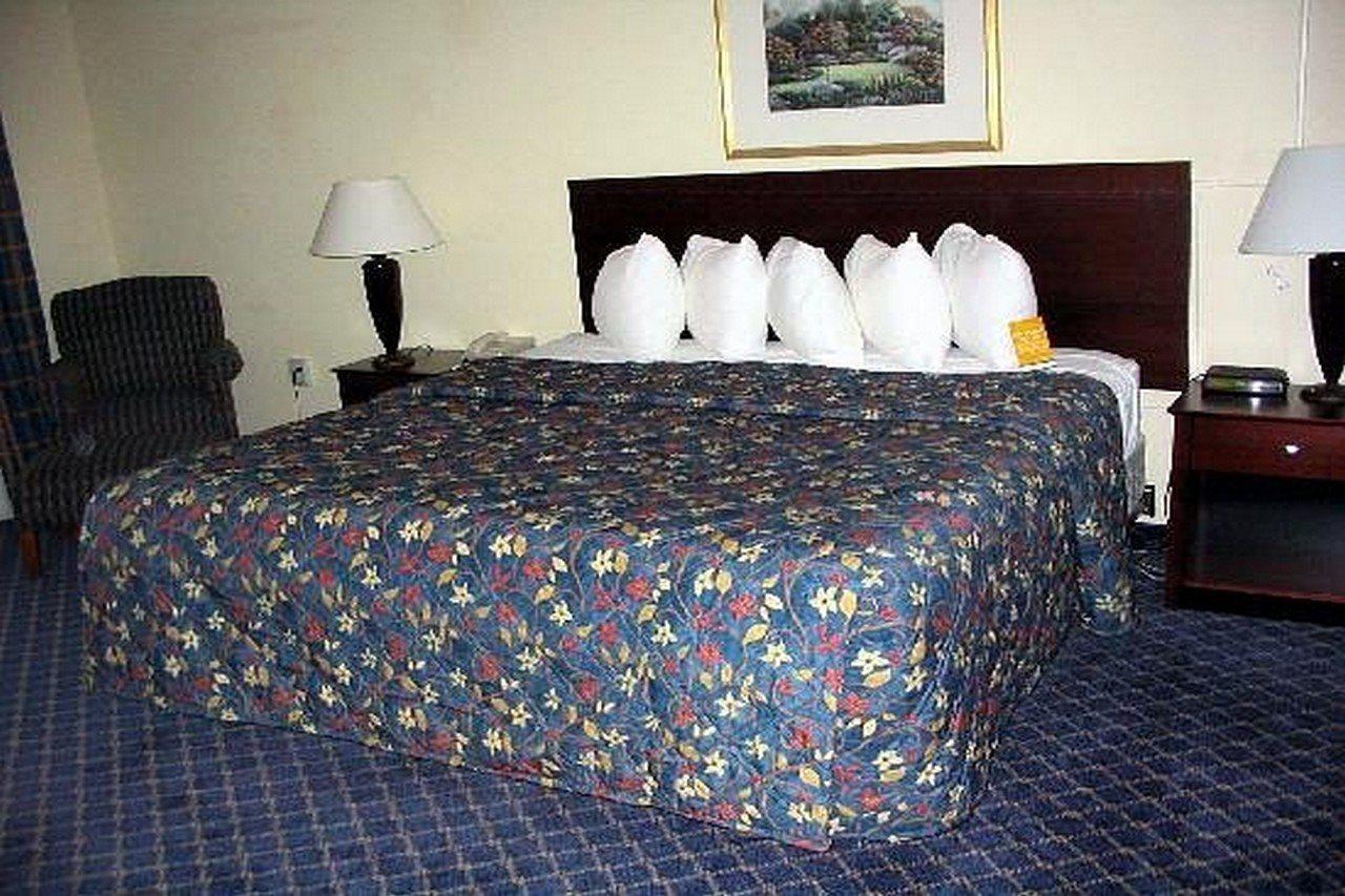 Hotel Boxboro Regency Boxborough Esterno foto